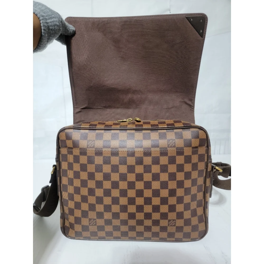 Louis Vuitton Damier Ebene Canvas Shelton MM Messenger Bag Brown